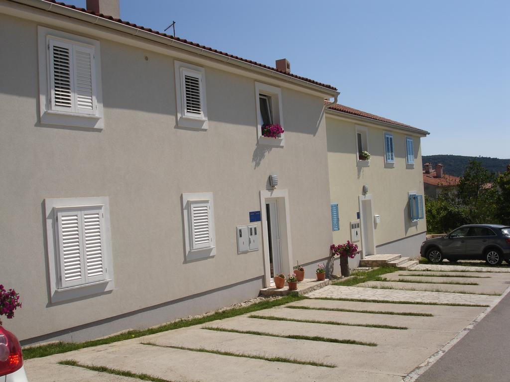Apartments Matej & Irena Cres Exterior foto
