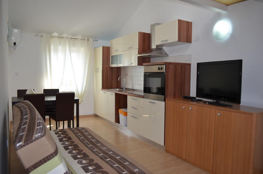 Apartments Matej & Irena Cres Zimmer foto